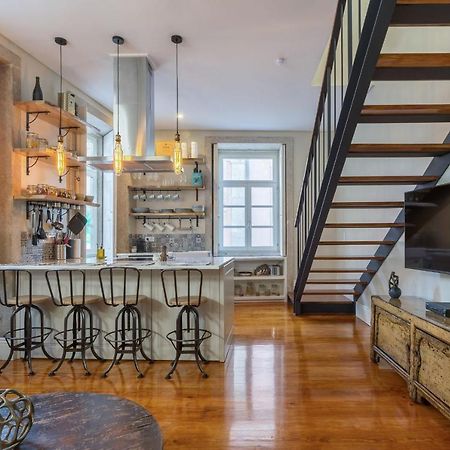 Elegant 2Br Duplex In City Center By Lovelystay Porto Eksteriør billede
