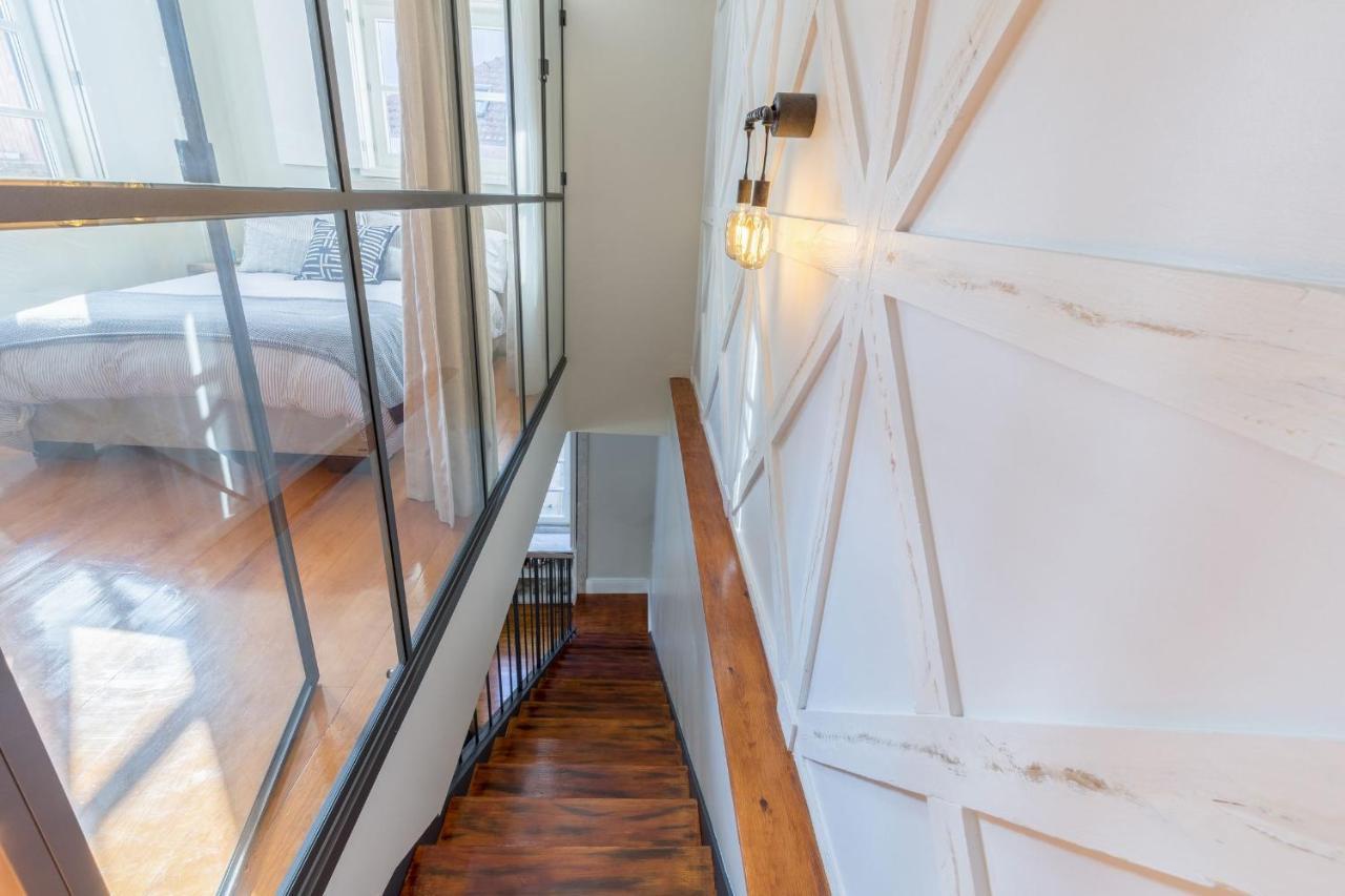 Elegant 2Br Duplex In City Center By Lovelystay Porto Eksteriør billede