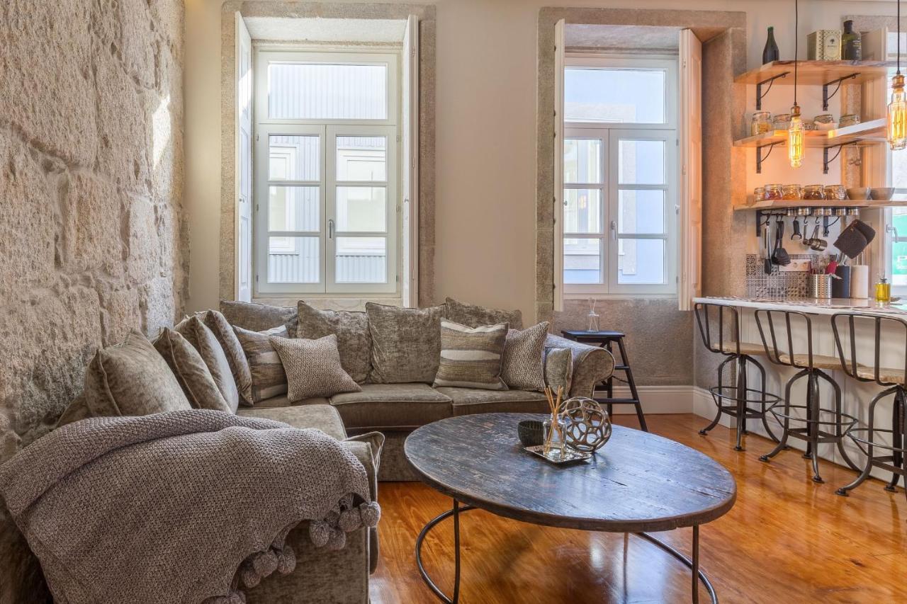 Elegant 2Br Duplex In City Center By Lovelystay Porto Eksteriør billede